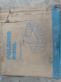 Folding pool