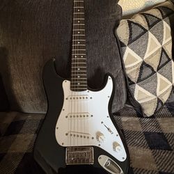 Squiar Electric Guitar
