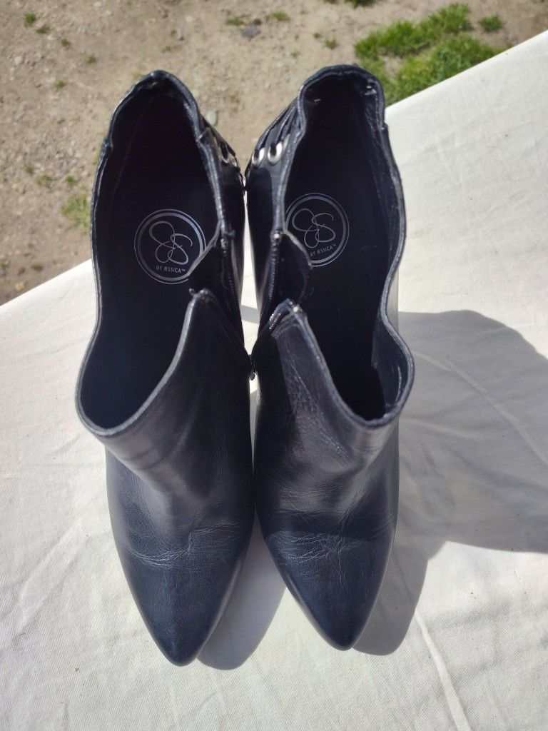 Women's Black Leather Jessica Simpson Stiletto Ankle Booties Size 9.5