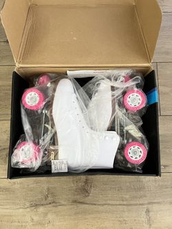 New Chicago Ladies Roller Skates – Size 8