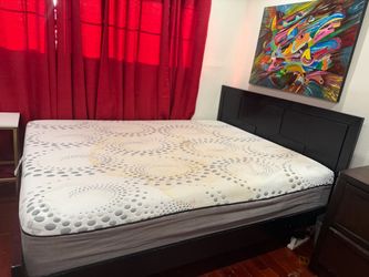 Free queen bed
