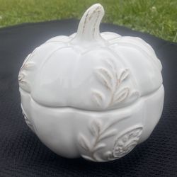 FREE Pumpkin Trinket Box 