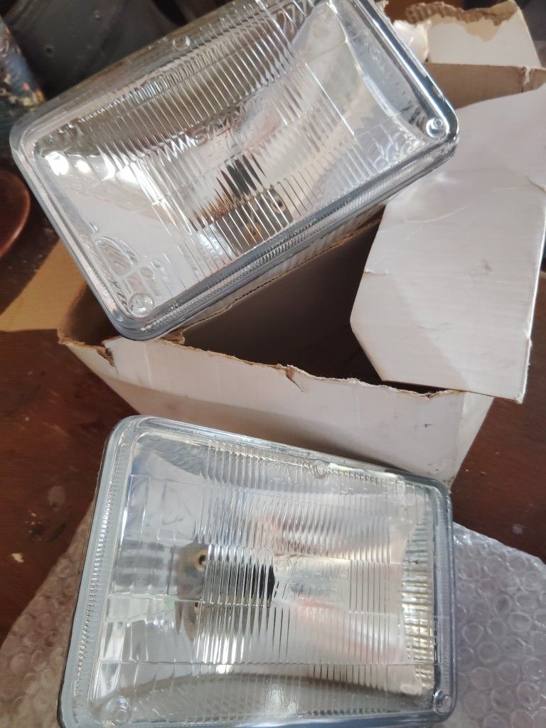 Chevy S10 Front Lights