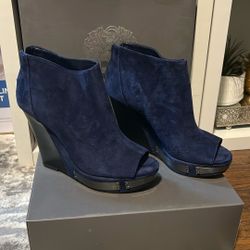 Vince Camuto