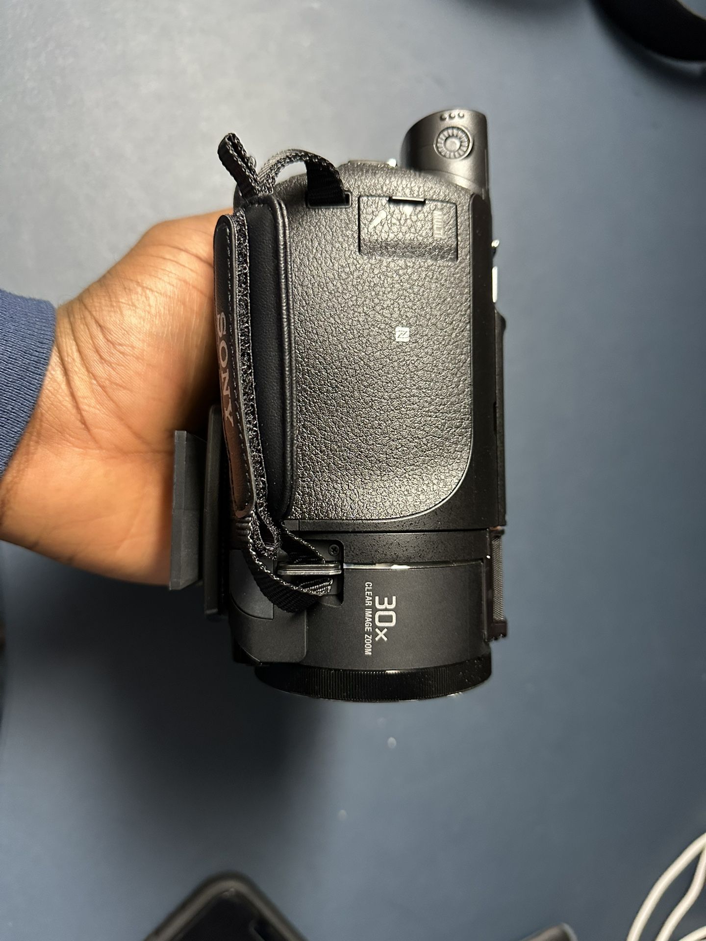 Sony fdr-a×53 4k handycam