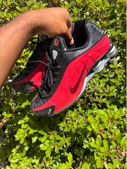 Nike shox max size 10 55$