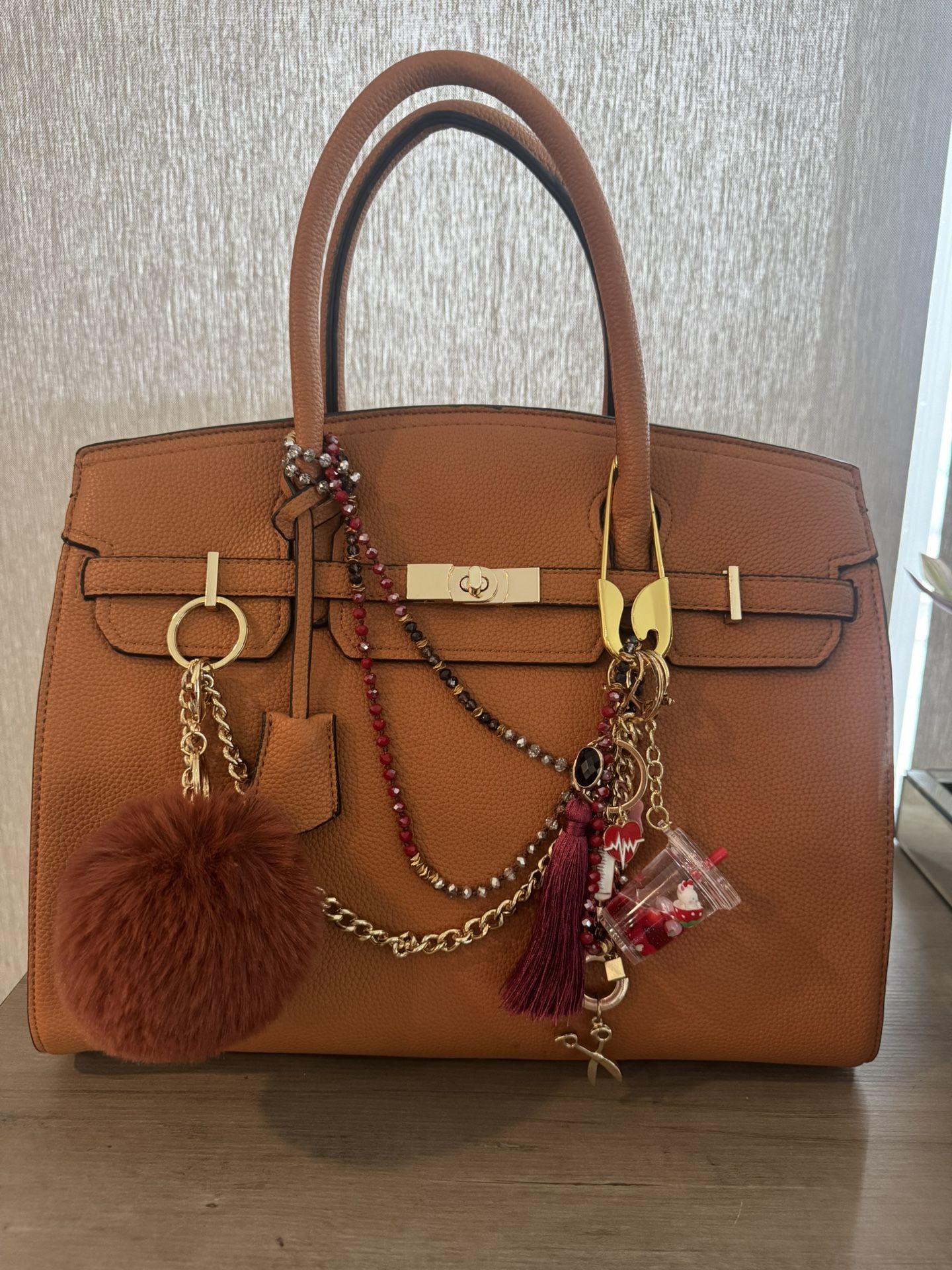 Werkin Bag/ Tote. The Viral Sensation. In Caramel Brown.