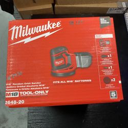 Milwaukee M18 Sander Orbit Sander