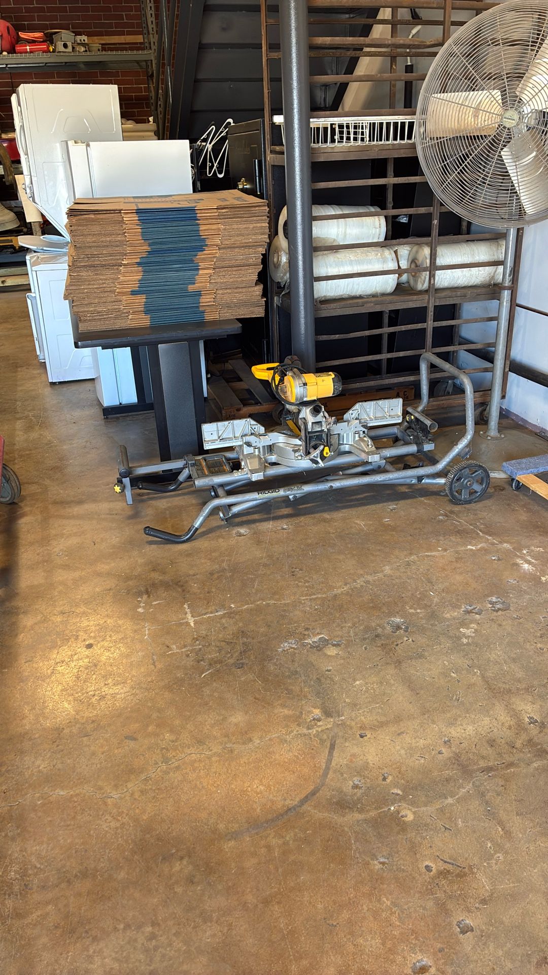 DeWalt Miter Saw/Stand 