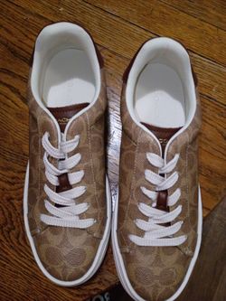 Coach shoes size 8.5 woman