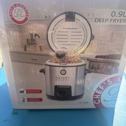 NEW 0.9L  DEEP FRYER $10