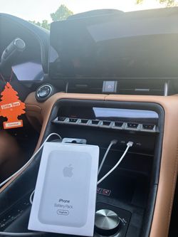 Apple iPhone MagSafe Battery Pack