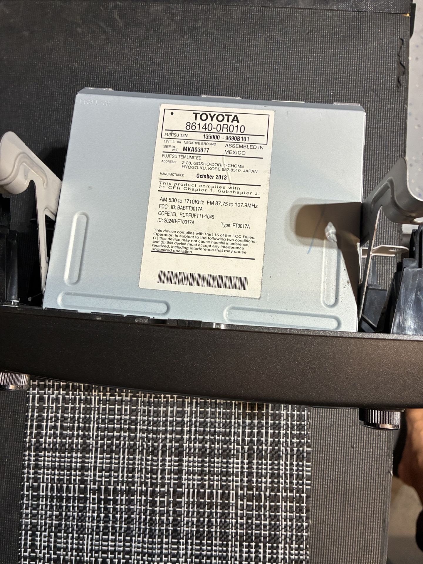 Toyota RAV4 Stereo System 