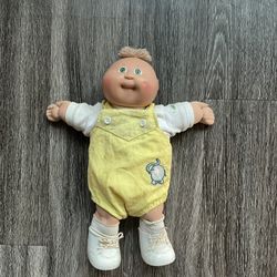 Vintage Cabbage Patch Kids 1982 Preemie Doll Blonde, Green Eyes