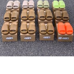 Yeezy Slides 