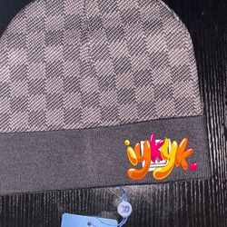 grey beanie