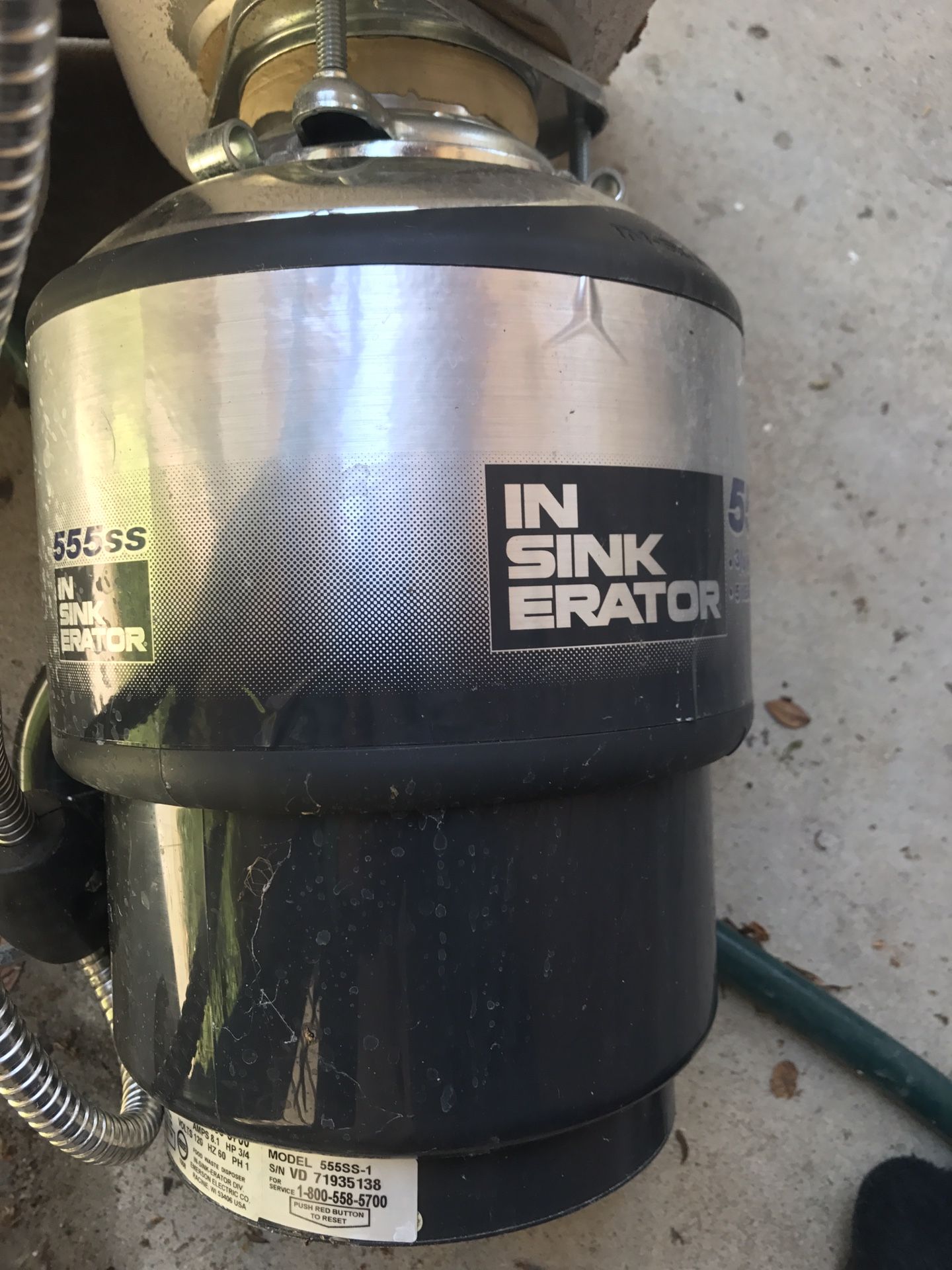 555ss In Sink Erator kitchen garbage disposal