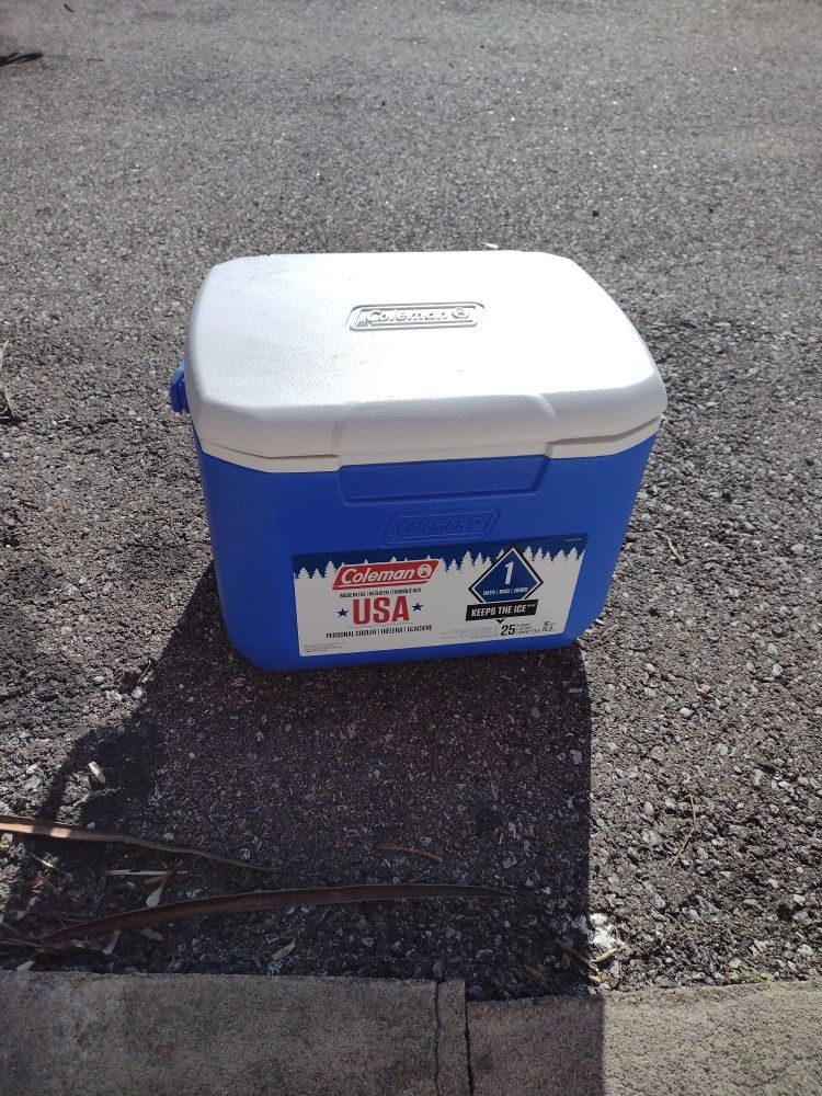 Small Coleman Cooler