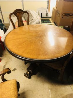 Antique Dining table with 4 chairs