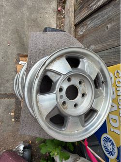 Chevy Tahoe wheels