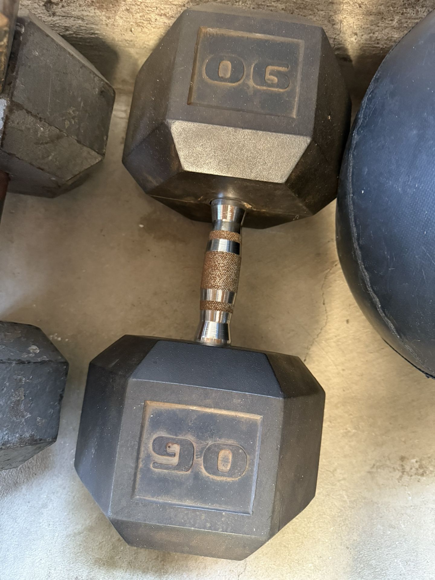 Single 90 Lb Dumbbell