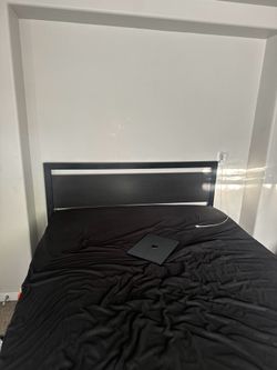 Free bed frame