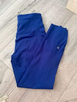 Lululemon size 4 blue leggings