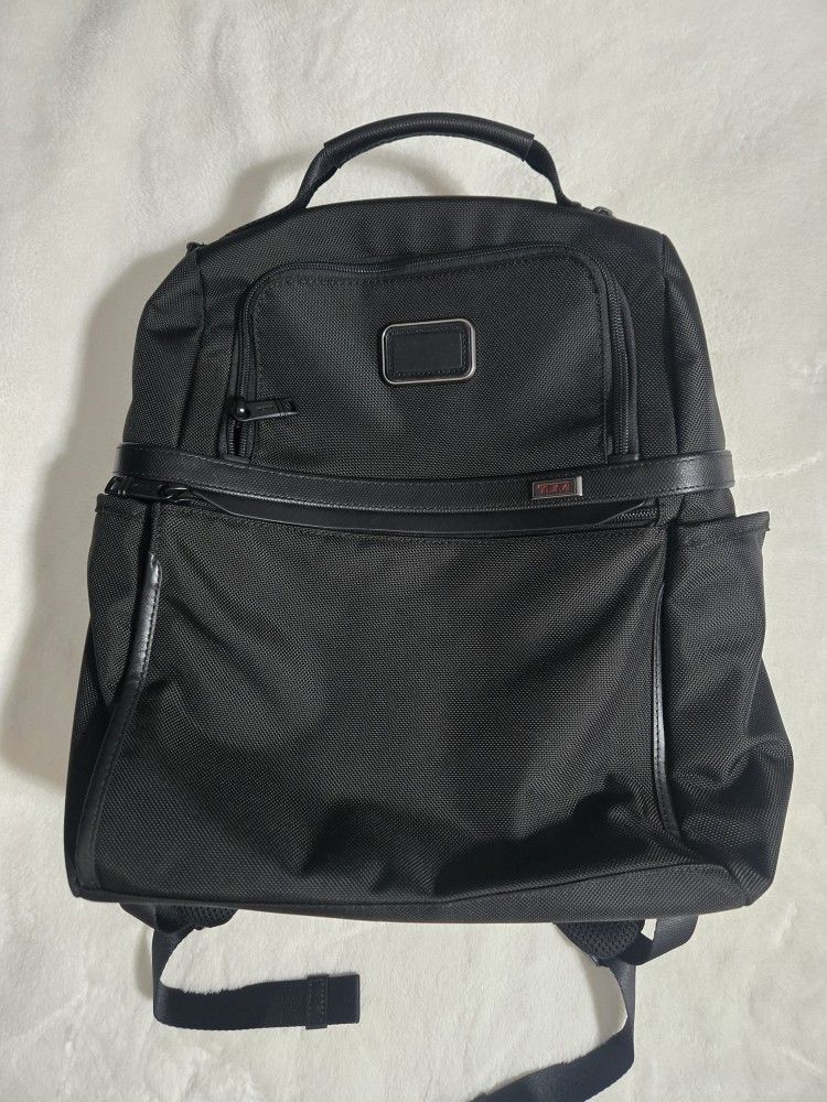 New Tumi Alpha Slim Solutions Brief Pack $575