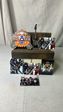 Vintage Kiss Magnets