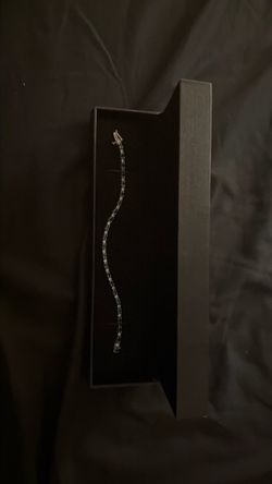 Diamond and Emerald bracelet