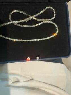 Diamond tennis chain includes earrings