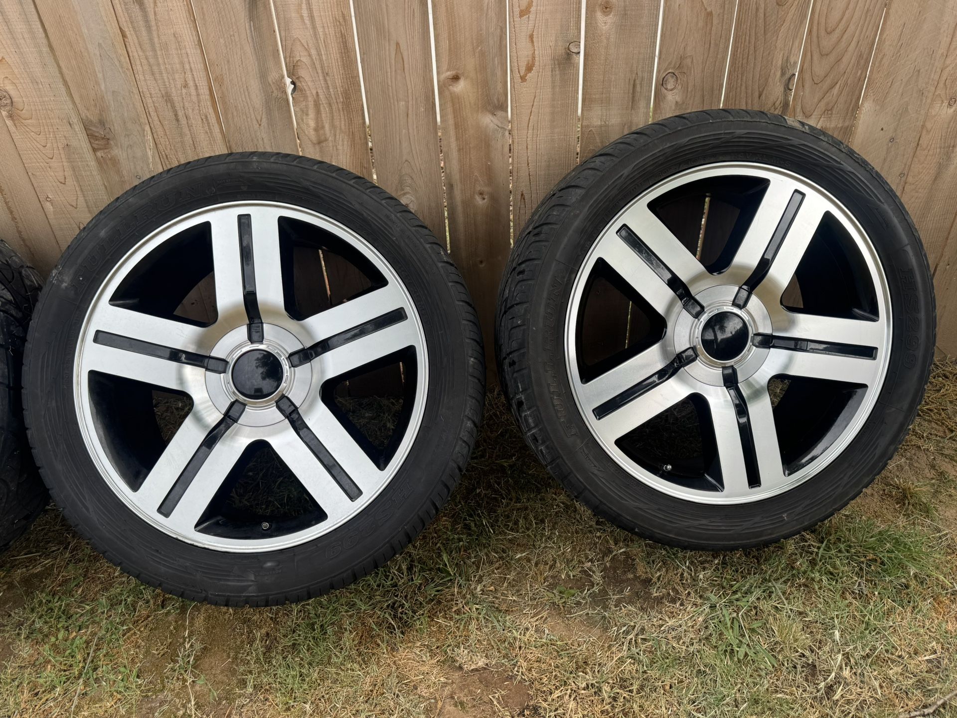 Tires/ Wheels
