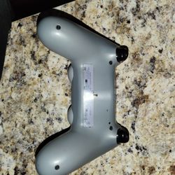 PS4 CONTROLLER RETRO EDITION