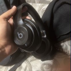 Beats Studio Pro