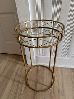 Gold round side table mirror top