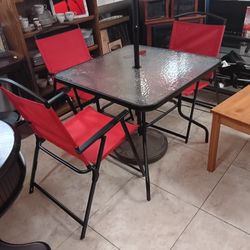 Patio Table Set w/ Umbrella 