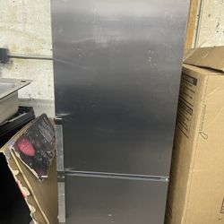 fagor refrigerador 24 inches wide 