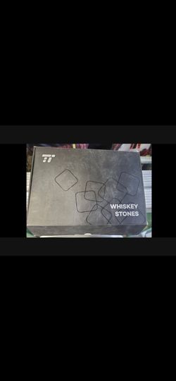 Whiskey Stones Gift Set in Box