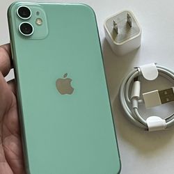 iPhone 11, Factory Unlocked. Excellent Condition.  Like New 