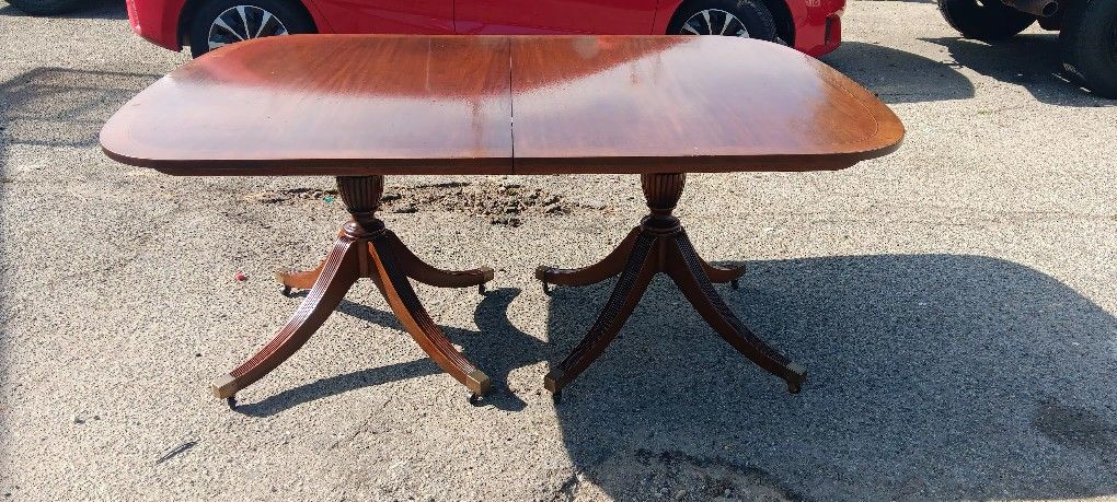 VINTAGE EXTENDED DINING TABLE