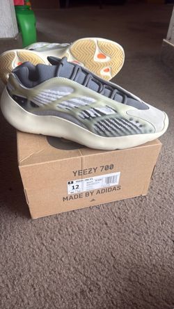 Yeezy 700