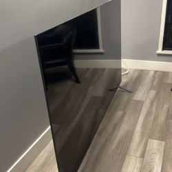 SAMSUNG 75-Inch Crystal UHD  UN75TU7000F (not Good)