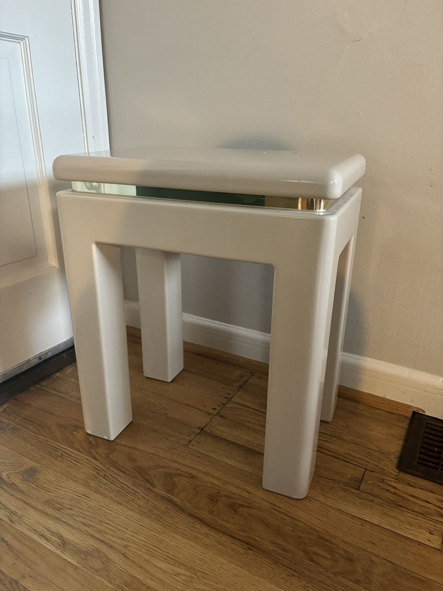 Cutie Little Neutral Nightstand 