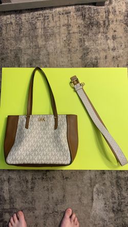 Michael Kors Purse and Belt set