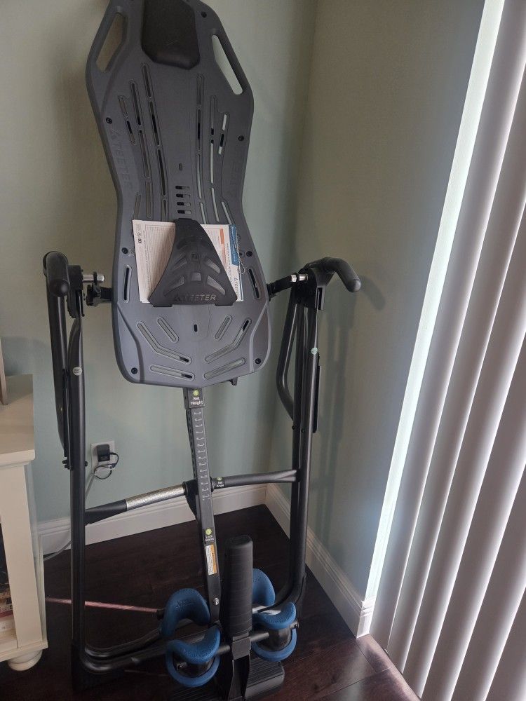 Teeter Inversion Table
