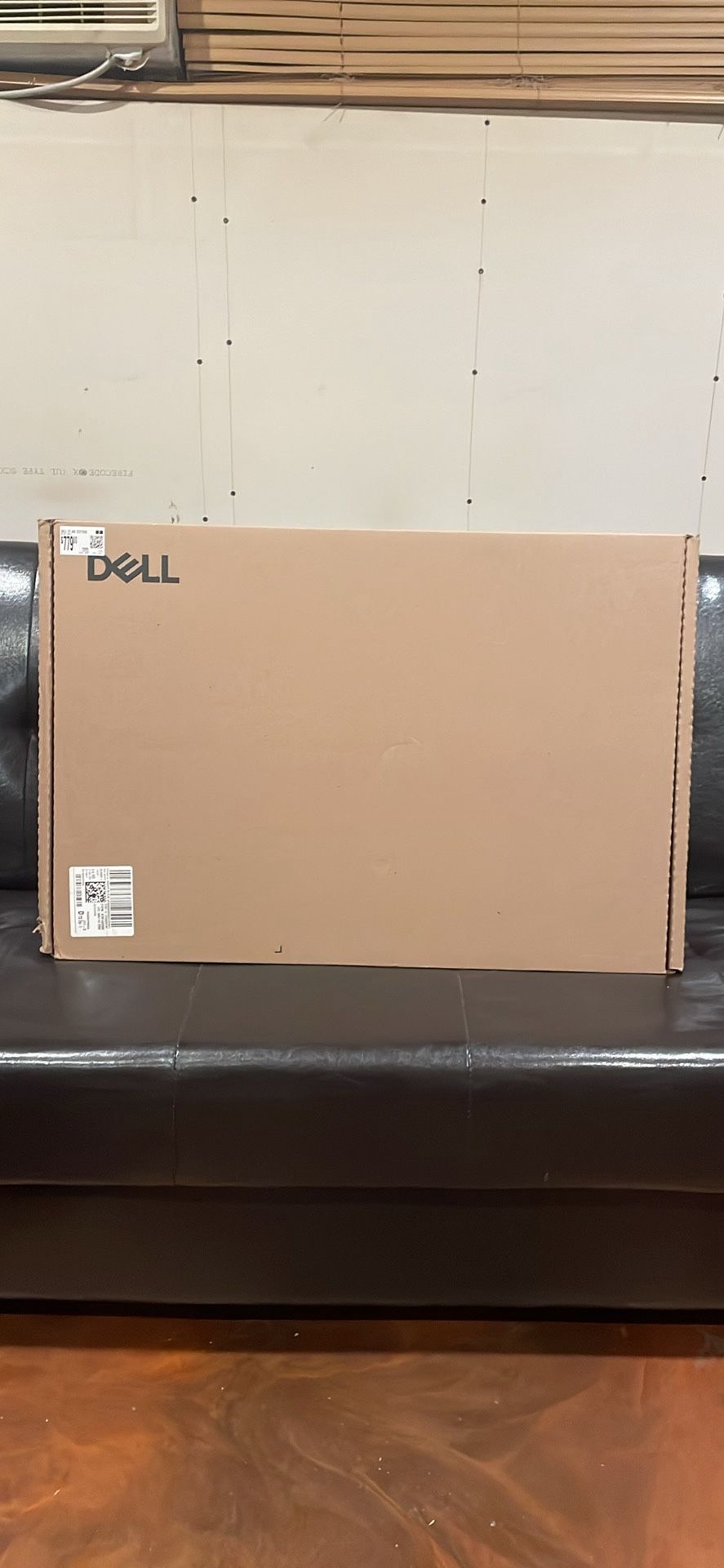 New DELL 27 Inch Display All In One Desktop! Lowest Price Ever $500 Or Just Go Buy It At Walmart For $779 Plus Tax