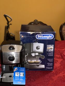 New De'Longhi EC155 15 Bar Pump Espresso and Cappuccino Maker, Black