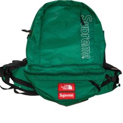 Supreme x The North Face Trekking Convertible Backpack + Waist Bag - Green