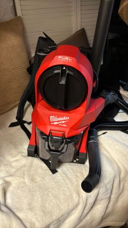 Milwaukee Backpack 3-1 shop vac