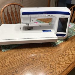 Brother Inno-vis’ Dreamworks VQ3000 Sewing Machine 